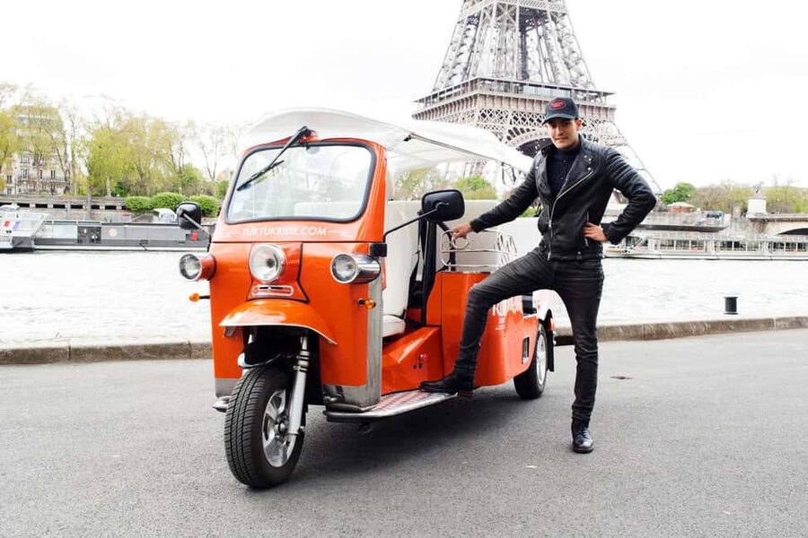 Paris: Private City Highlight Tour by Electric Tuk-Tuk - Concorde, the Palais, and Pont Alexandre III
