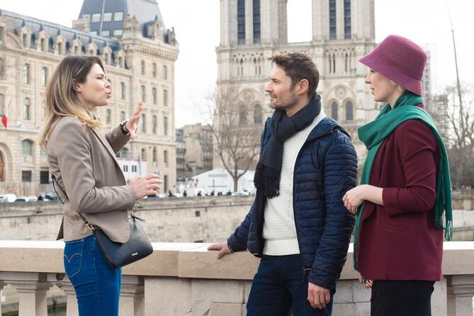 Paris Private Custom Tour with a Local Guide, Hidden Gems & Highlights - Montmartre, stairs, art, and city views