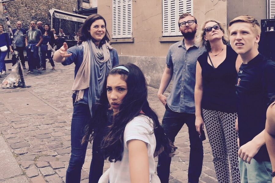 Paris: Private Customized Tour with a Local Guide - What the guides add to the experience