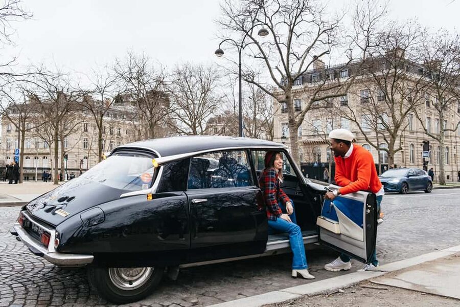 Paris: Private Guided City Tour in a Traction Avant or DS 21 - What the one, two, and three-hour options really mean