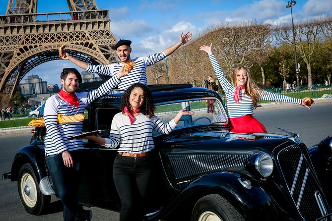 Paris Private Guided Tour in a Vintage Car with Driver - Place Vendôme and the Louvre in quick succession