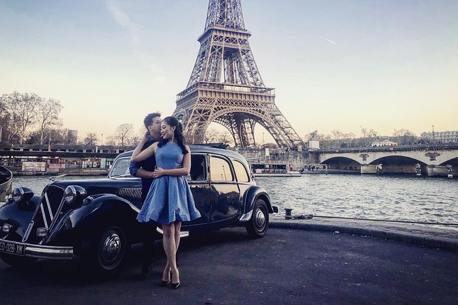 Paris Private Guided Tour in a Vintage Car with Driver - Concorde, the Grand Palais, and the final landmarks