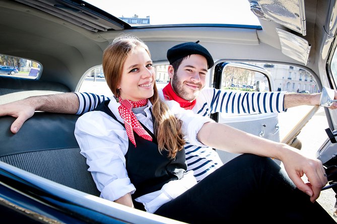 Paris Private Guided Tour in a Vintage Car with Driver - Price, group size, and comfort