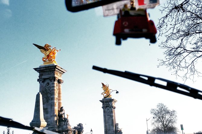 Paris Private Tour: Romantic Tour in a 2CV - The guide matters more than the car