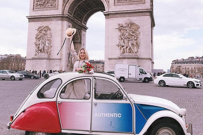 Paris Private Tour: Romantic Tour in a 2CV - The romance of an open-air French classic