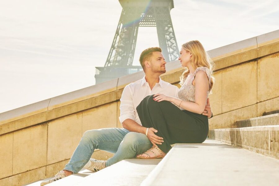 Paris: Private VIP Photoshoot with Experienced Photographer - Proposals, birthdays, and family memories