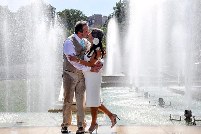 Paris Renew Your Wedding Vows Experience with Professional Photographer - Weather, timing, and what to bring