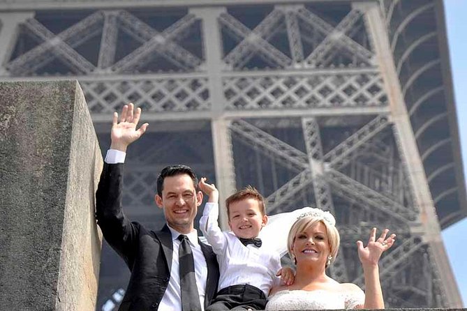 Paris Renew Your Wedding Vows Experience with Professional Photographer - Who will get the most from this Paris experience?
