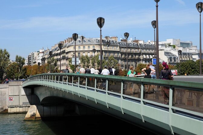 Paris Renew Your Wedding Vows Experience with Professional Photographer - What the 130 to 150 photos are worth