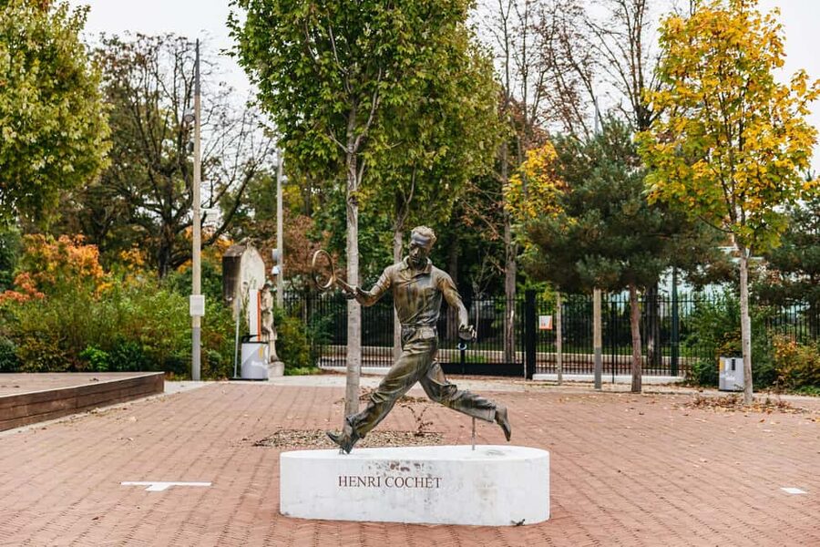 Paris: Roland-Garros Stadium Guided Backstage Tour - How much is $24 worth?