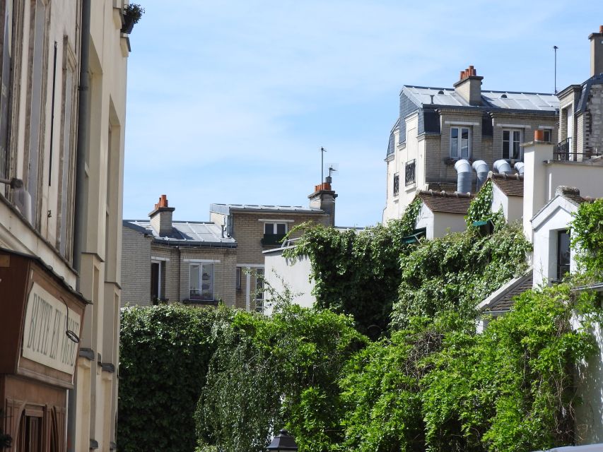 Paris: Sacré-Coeur and Montmartre Tour with Expert Guide - La Maison Rose and the Dalida Statue