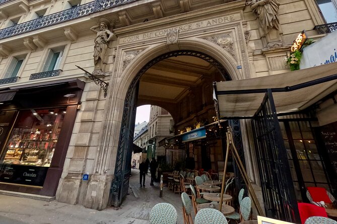 Paris Saint Germain Des Pres Walking Tour with Cruise Option - Théâtre de l’Europe and Marie-Antoinette’s Paris