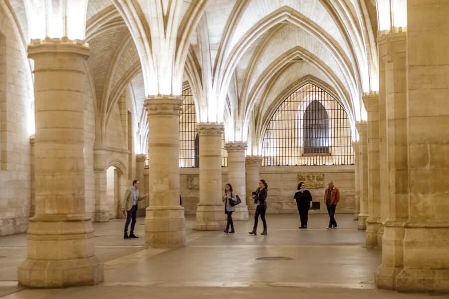Paris: Sainte-Chapelle and Conciergerie Combined Tickets - Why these two monuments belong together