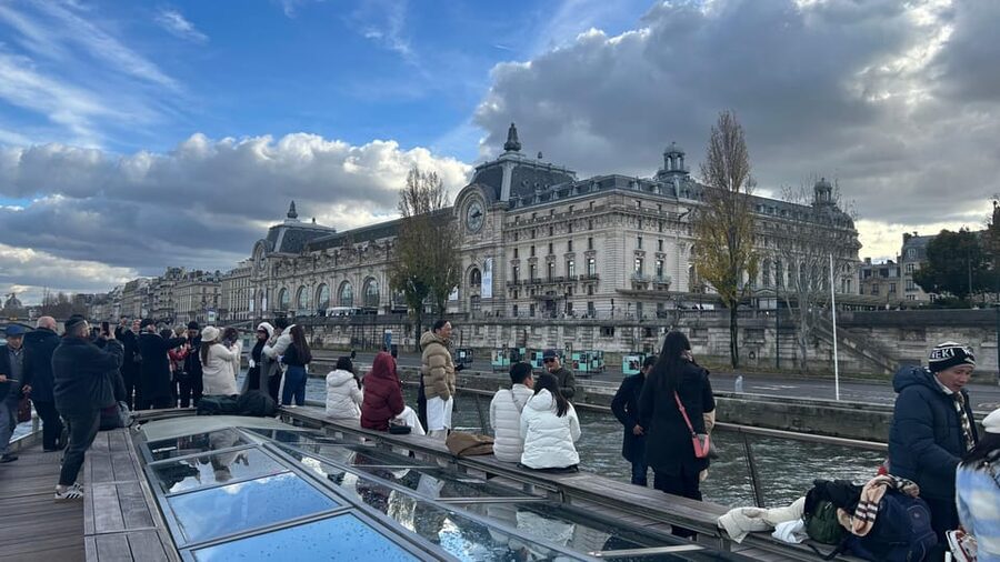 Paris: Seine River Cruise and 3-course Bistro Lunch - Lunch at Bistro Parisien