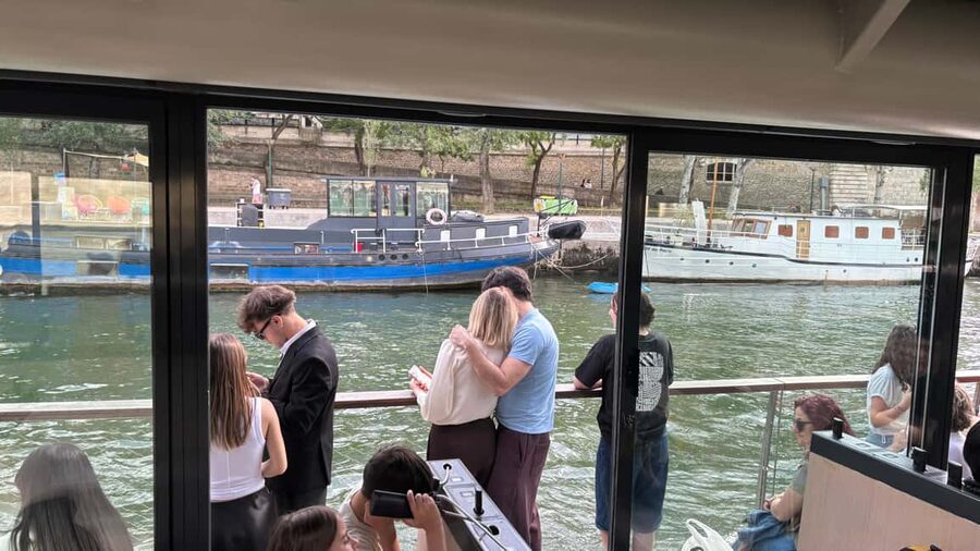 Paris: Seine River Cruise and 3-course Bistro Lunch - Is $69 good value?