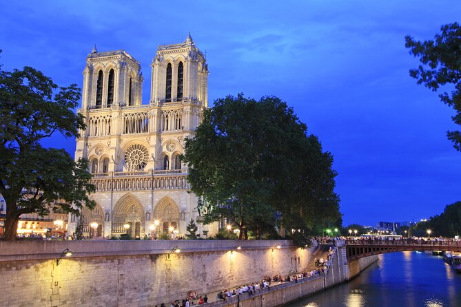 Paris Seine River Dinner Cruise with Champagne and Window Seating - Champagne, wine, water, and the final bill