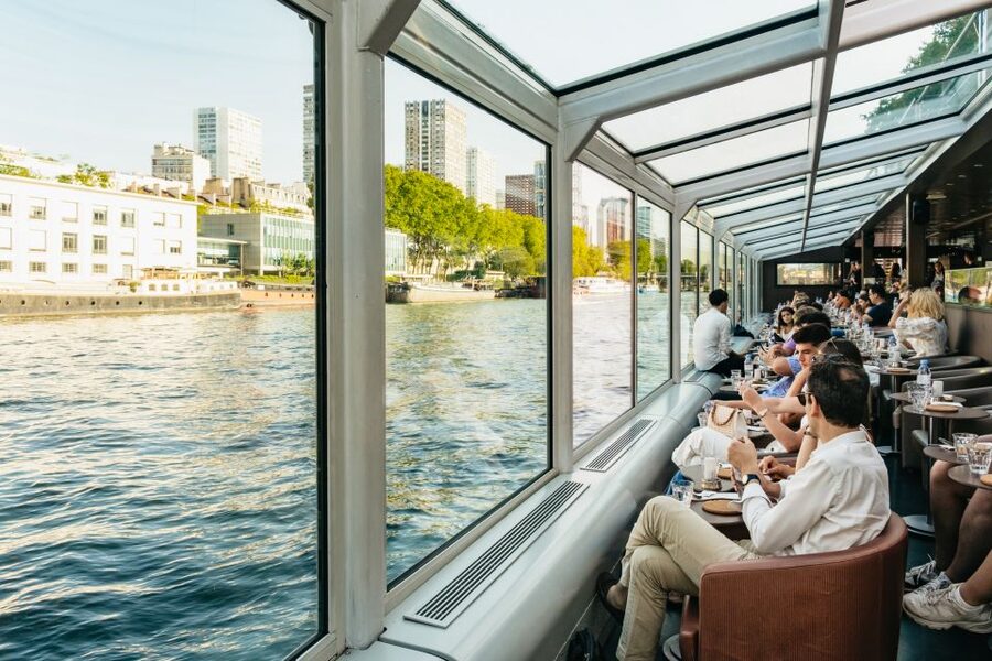 Paris: Seine River Panoramic Views Dinner Cruise - Pont Alexandre III and the Musée d’Orsay