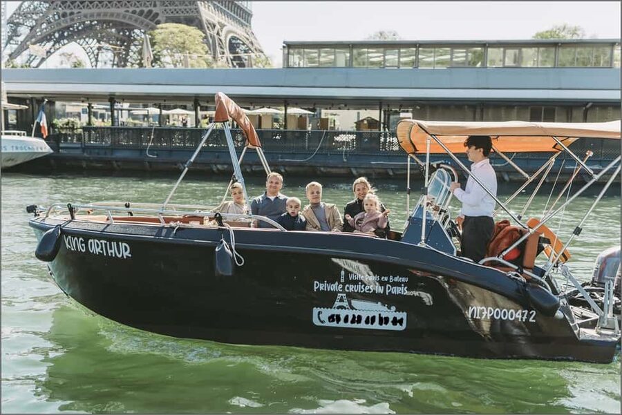 Paris: Seine River Private Cruise - Why a small boat changes the Seine experience
