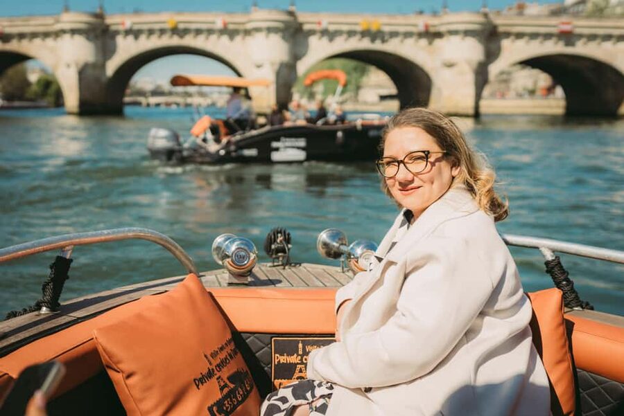 Paris: Seine River Private Cruise - What is included, and what should you bring