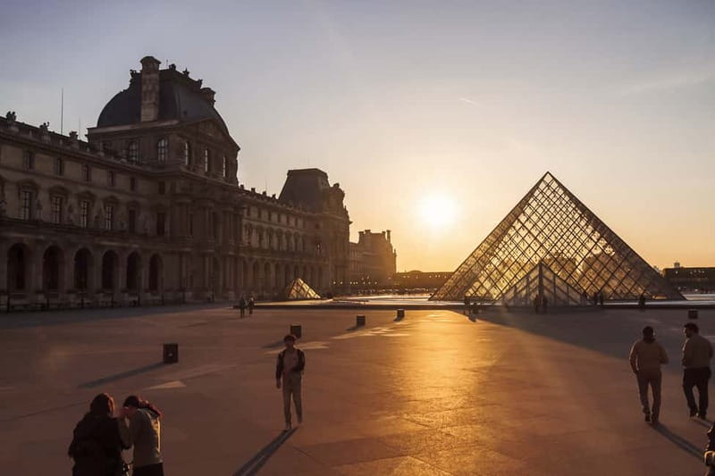 Paris: Skip-the-Line Louvre Highlights Tour with Mona Lisa - Why a highlights tour makes sense at the Louvre