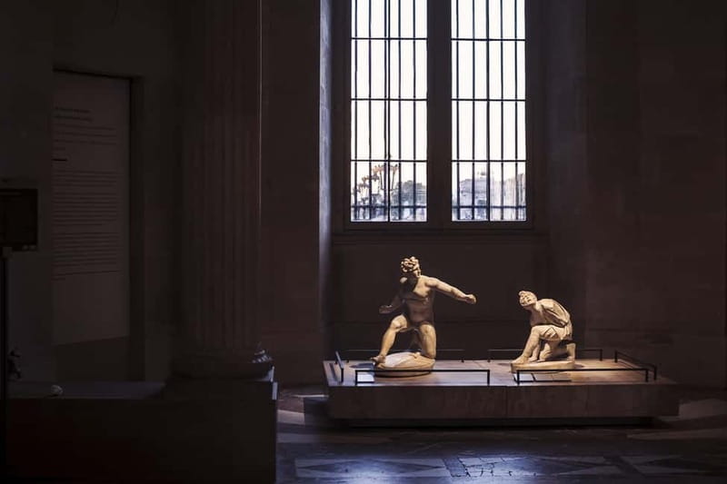 Paris: Skip-the-Line Louvre Highlights Tour with Mona Lisa - Entering the Louvre without wasting the morning
