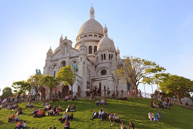 Paris: Small Group Moulin Rouge &Sacré Cœur Montmartre Tour - Small-group value at $59.28