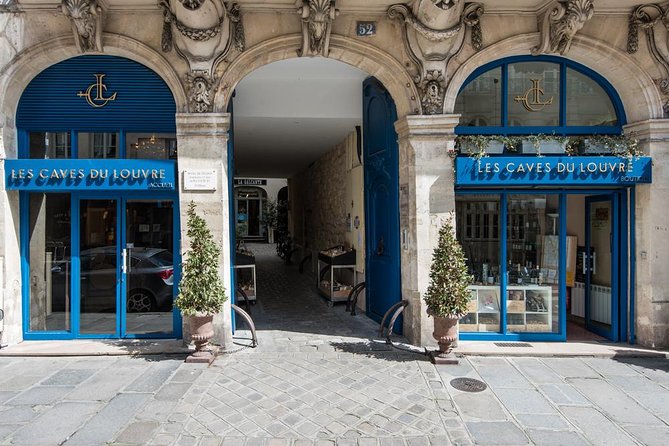 Paris - Ten Wines and Ten Cheeses Tasting in a Royal Cellar - Key points before you book