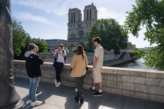 Paris Uncovered: Unique Guided Walking Tours with a Twist - Le Marais: medieval streets beside modern Paris