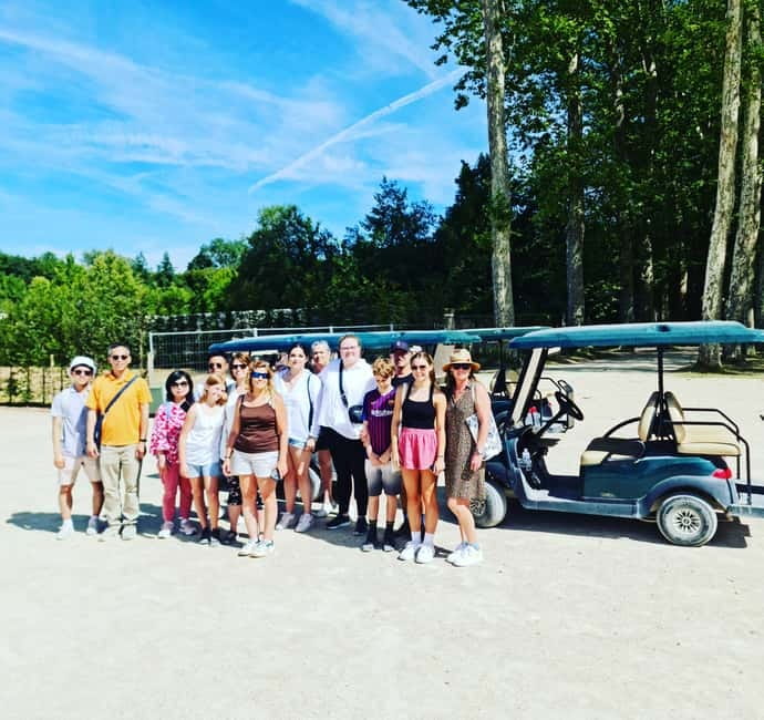 Paris: Versailles Golf Cart & Bike Tour with Palace Entry - Guides who shape the day