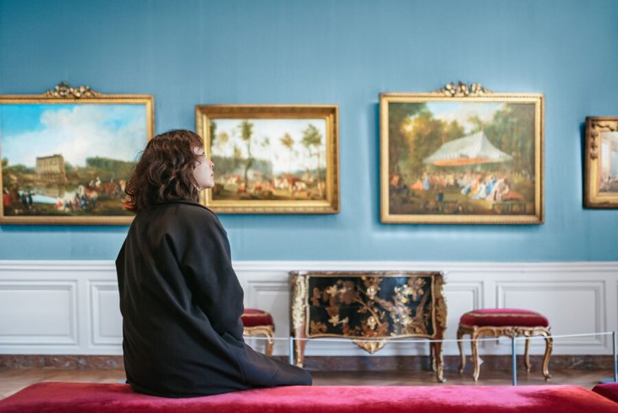 Paris: Versailles Palace and Gardens Full Access Ticket - Crowds, comfort, and the practical side