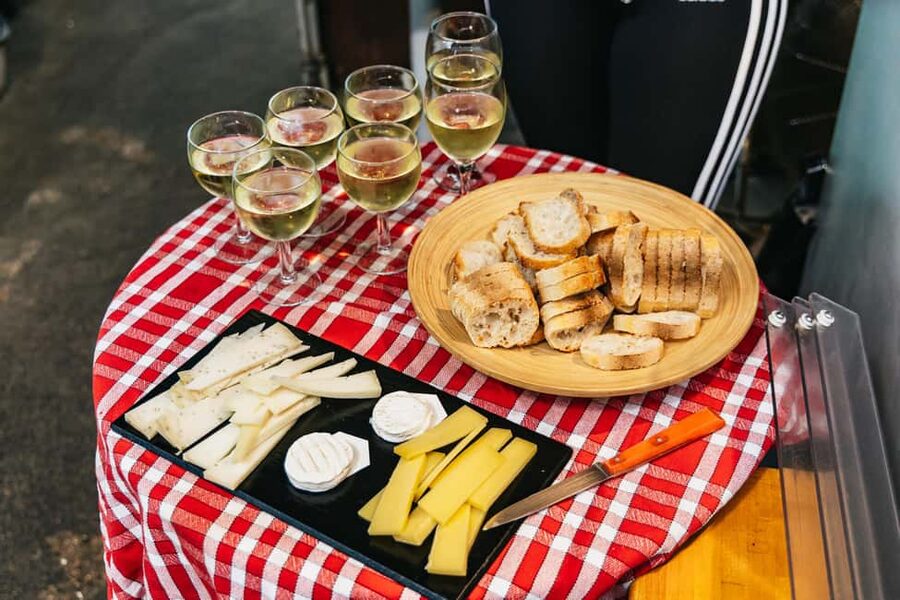 Paris: Walking Food Tour with Cheese, Wine and Delicacies - Key points to know before booking