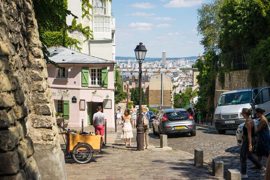 Paris: Walking Tour of Montmartre - La Maison Rose and Montmartre’s softer side