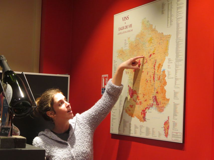 Paris: Wine and Cheese Tasting - Two cheeses that change the wine