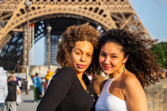 Paris: Your Own Private Photoshoot at the Eiffel Tower - Image delivery and the important package question