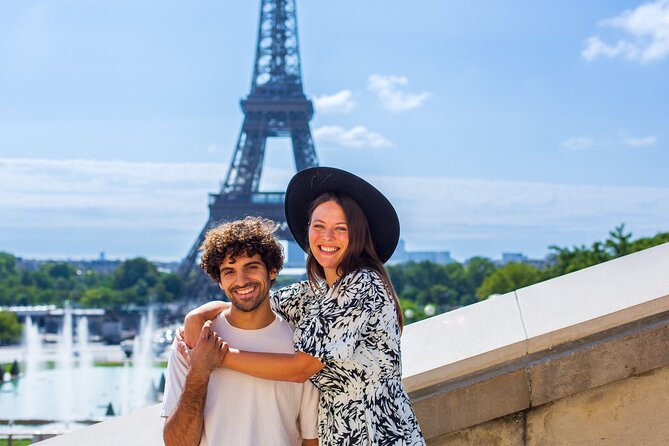 Paris: Your Own Private Photoshoot at the Eiffel Tower - Who should book this experience?