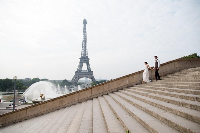 Parisian Life Style Private Photo Shoot at Eiffel Tower - Meeting at Place du Trocadéro