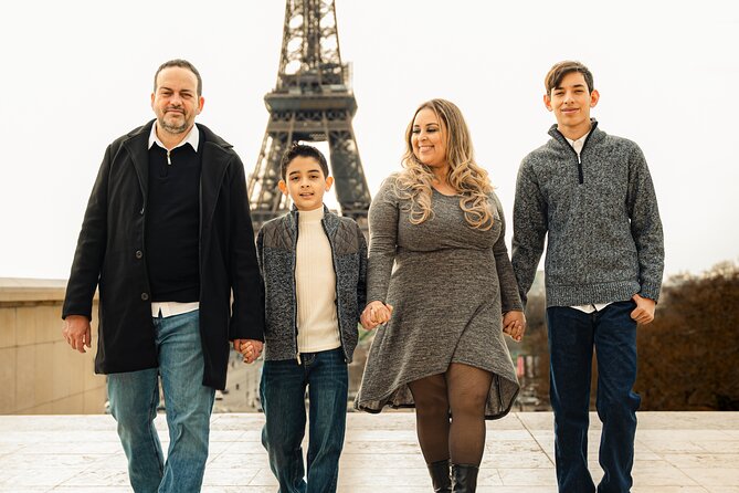 Photoshoot in Paris - Eiffel Tower - The second viewpoint: variety without wasting time