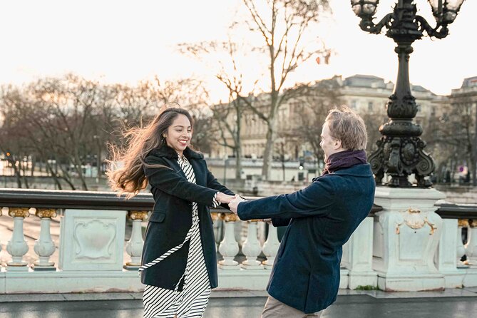 Photoshoot in Paris - Eiffel Tower - What the posing guidance is really worth
