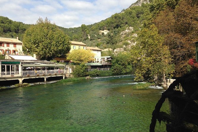 Picturesque Luberon - From AIX-EN-PROVENCE - Why this is a smart way to see the Luberon from Aix