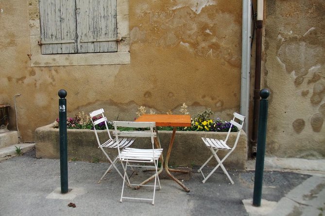 Picturesque Luberon - From AIX-EN-PROVENCE - Gordes, with the best weekday timing on Tuesday