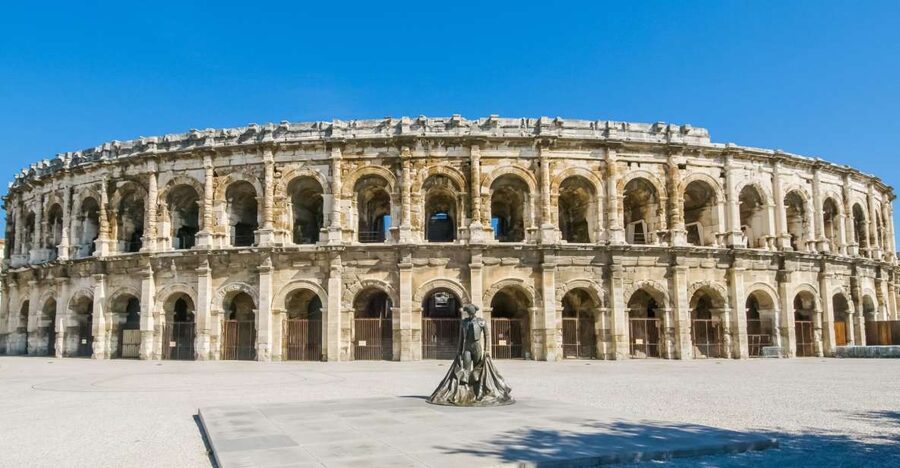 Pont du Gard, Uzès & Nîmes: Half-Day Tour with Entry Fees - Meeting in Avignon and setting the pace