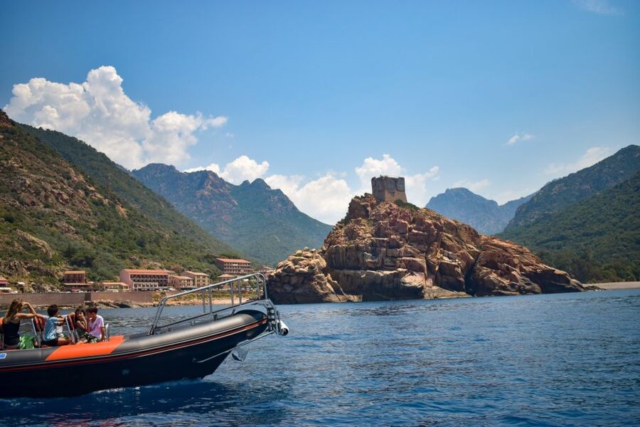 Porto: Scandola and Calanches of Piana Boat Trip - Leaving Porto for the Scandola coast