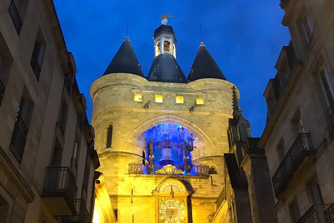 Private - Best of Bordeaux Walking Tour + Glass of Bordeaux Wine - Porte Dijeaux shows a different side of the city