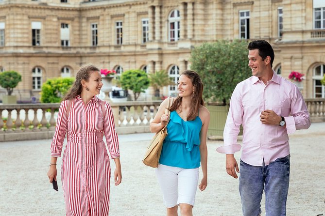 Private City Kickstart Tour: Paris - Starting at 37 Rue de la Bûcherie near Notre Dame