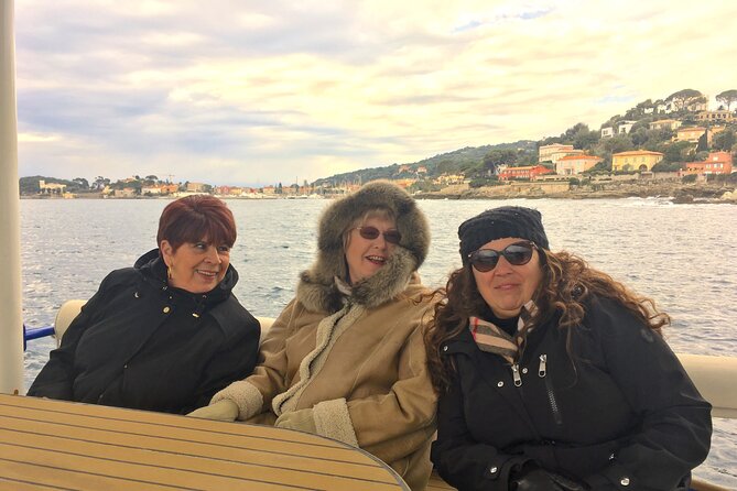Private Cruise Near Nice and Monaco with Solar Powered Boat - Why one hour can feel short