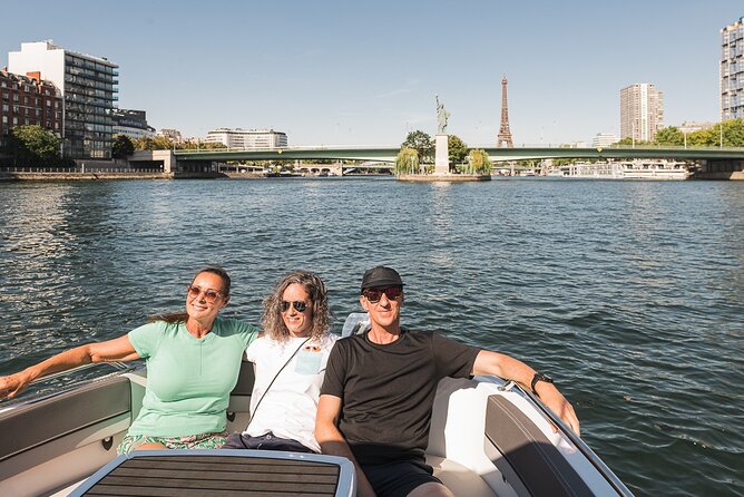 Private Cruise to Discover Paris - What the private format is worth
