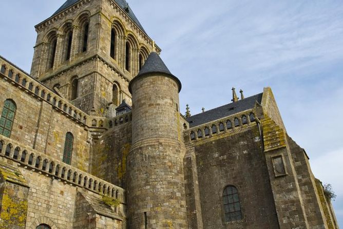 Private Day Tour of Mont Saint-Michel from Bayeux - Reaching the village and climbing to the abbey