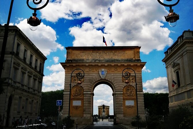Private Discovery of Montpellier by Bike-Taxi - Jardin des Plantes and the Tour des Pins