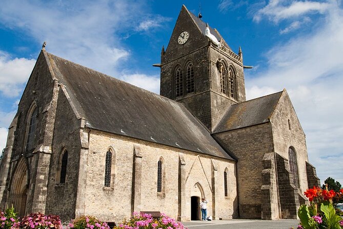 Private Full day American D-Day Guided Tour in Bayeux - Extra places, personal stories, and custom requests