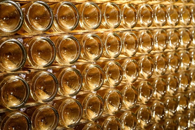Private Full Day Tour - Visit of 3 Champagne Growers from Reims. - A French lunch at Why Not